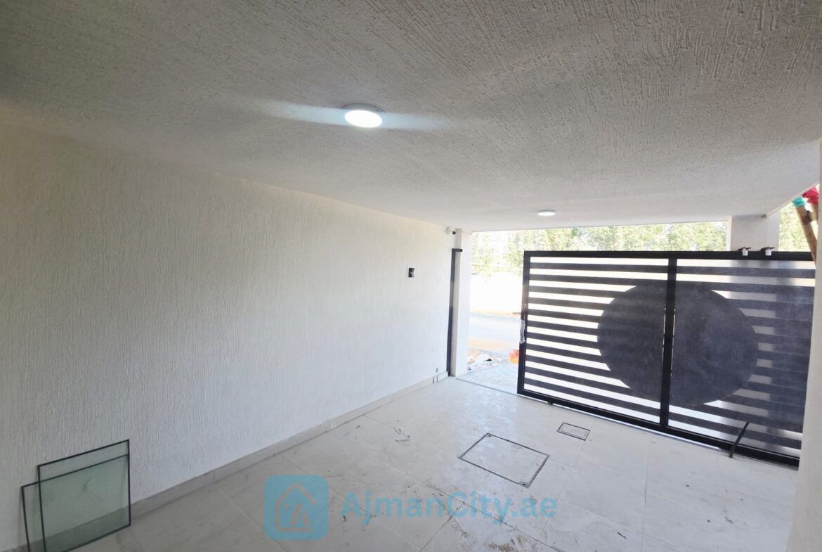 Villa has 5 master bedrooms