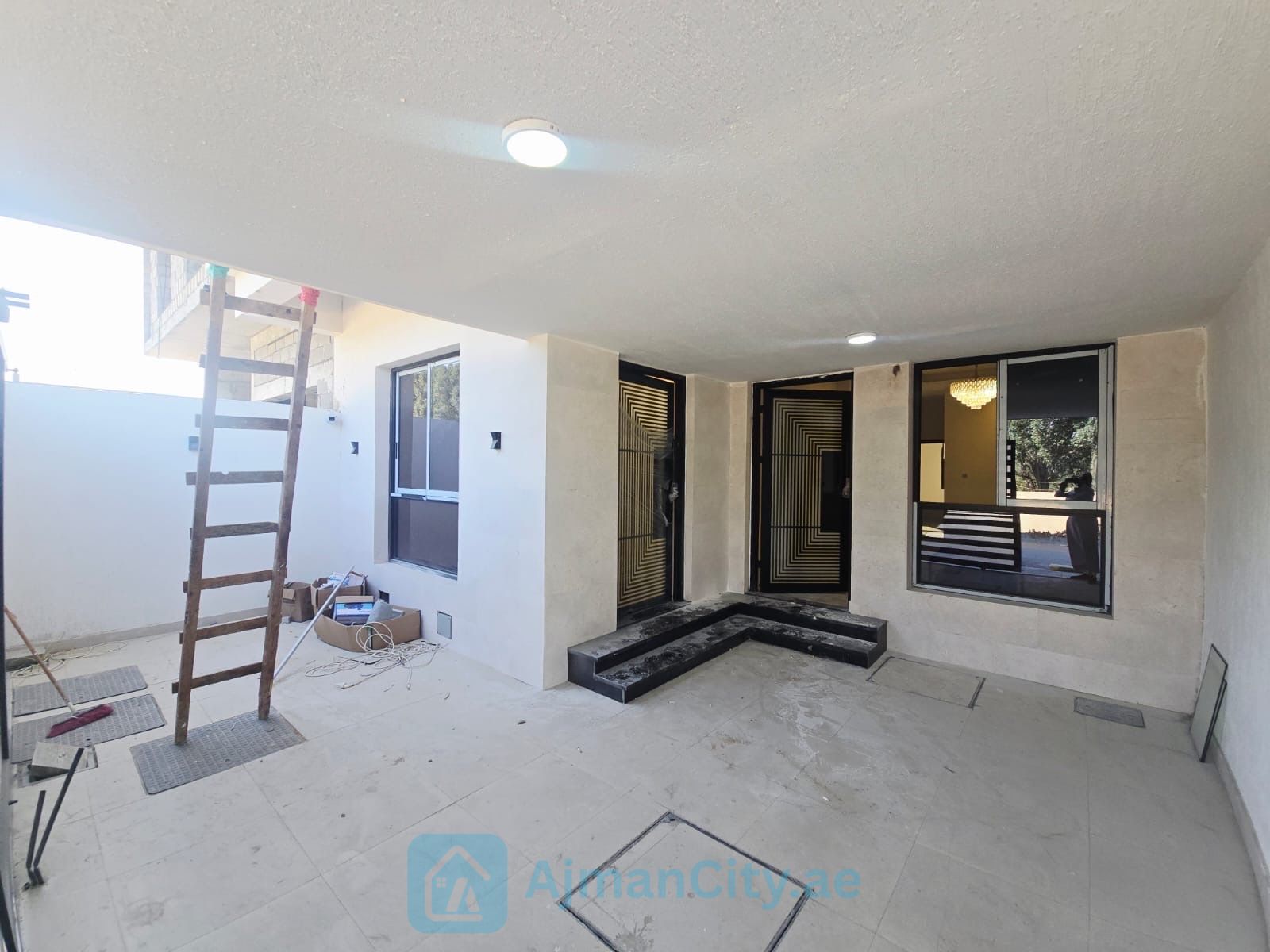 Villa has 5 master bedrooms
