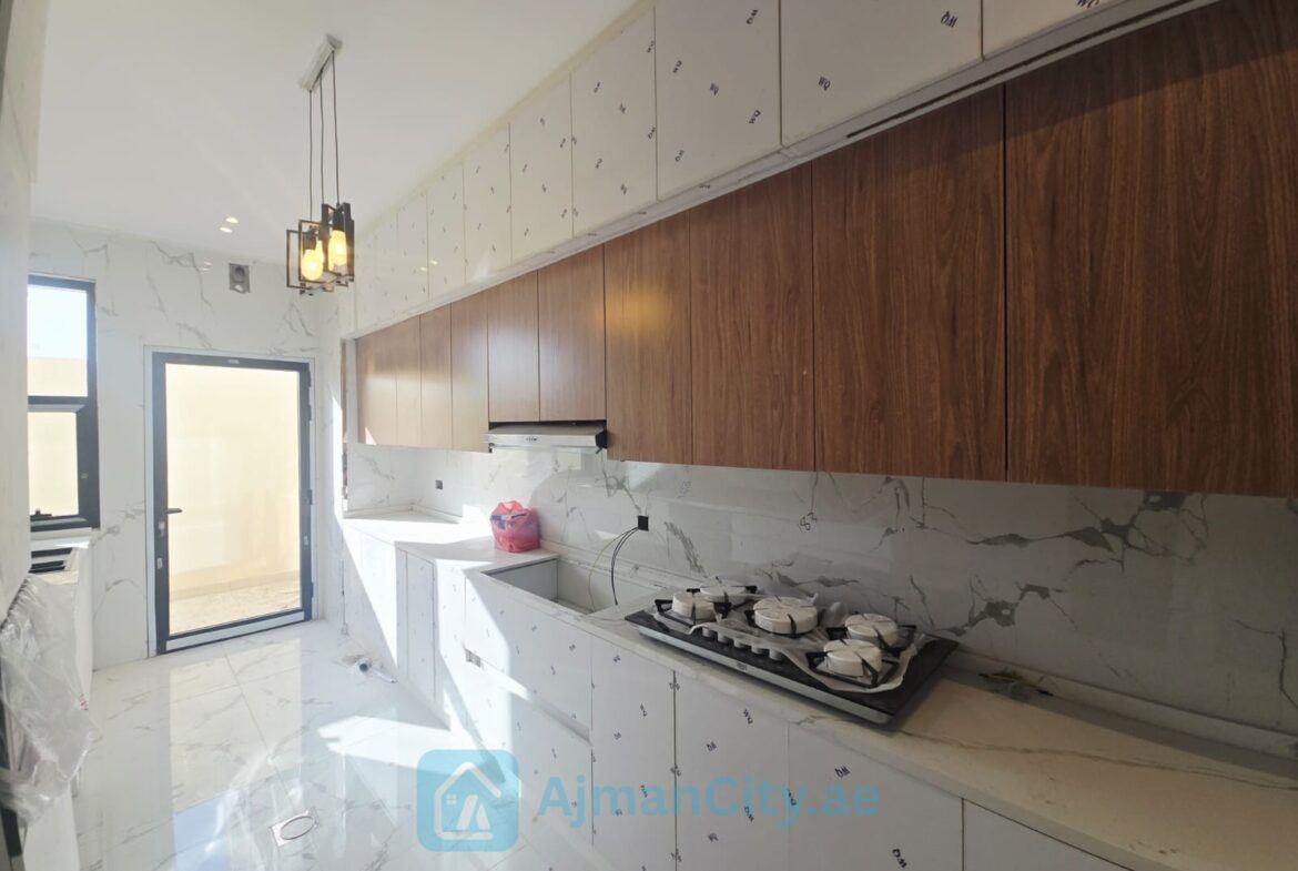 Villa has 5 master bedrooms
