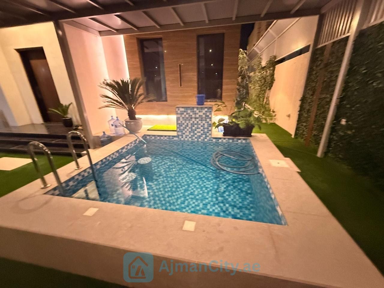 🏡 للايجار الشهري | فيلا فاخرة في منطقة الزاهية ✨