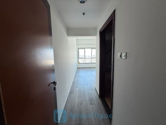 Flat For Rent In Cornish Tower
