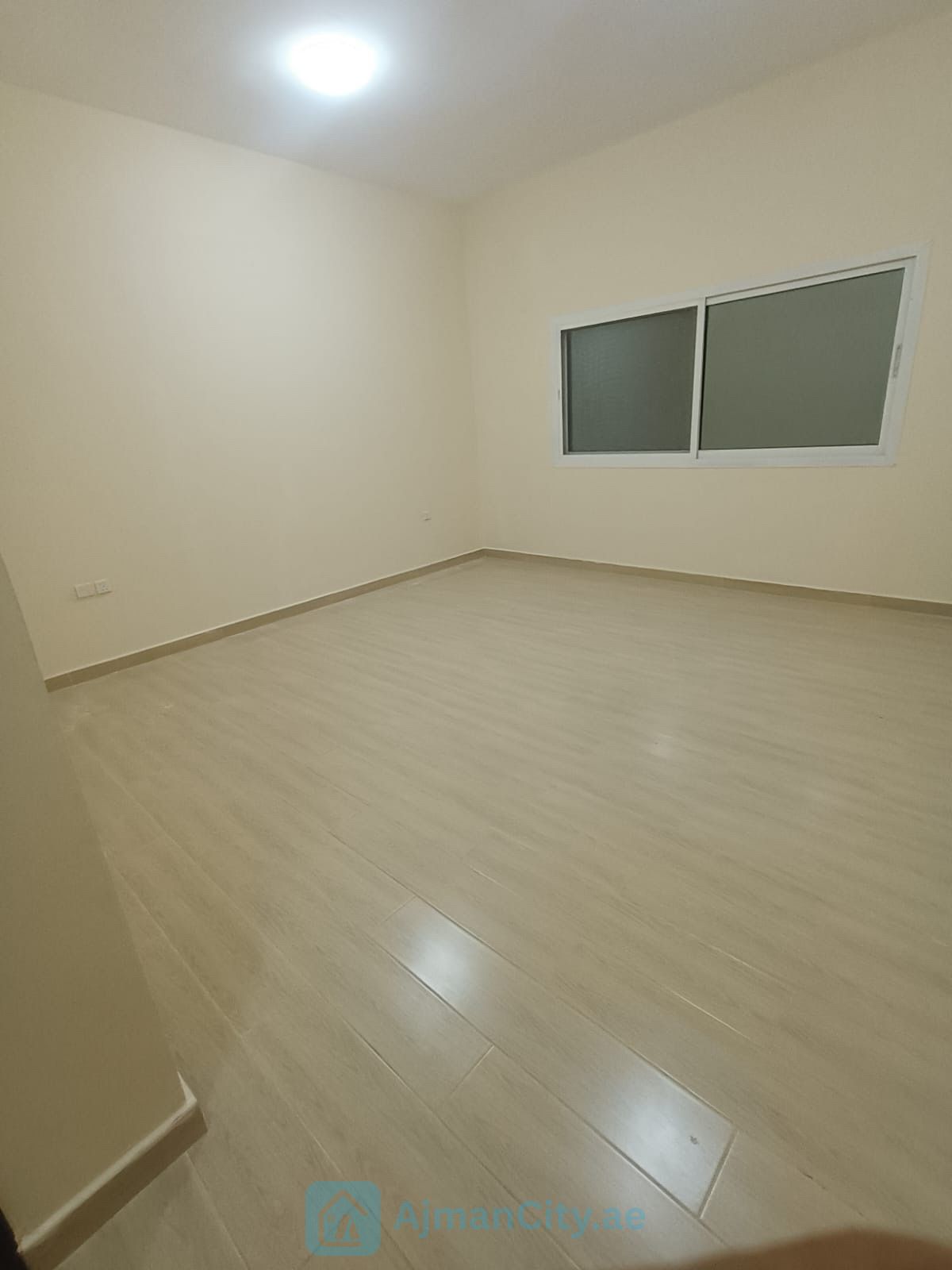 فيلا بالرميلة 1 تاني خط من الكورنيش