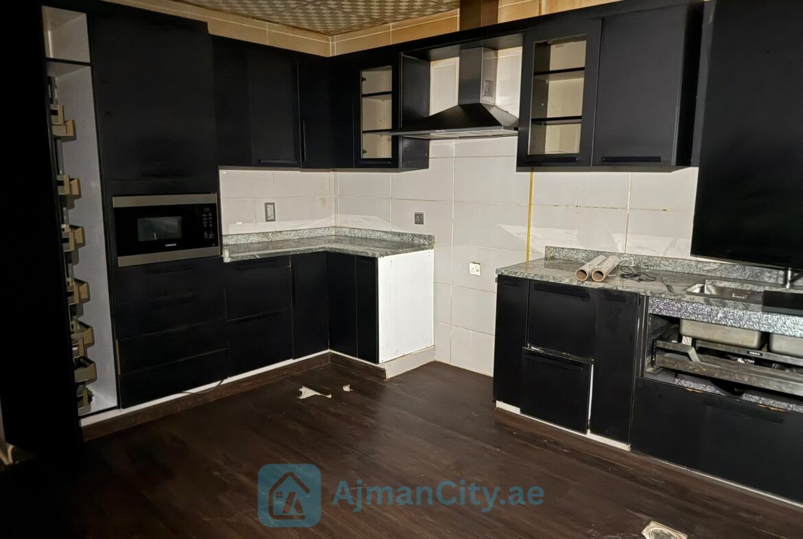 Flat for rent in Cornish tower