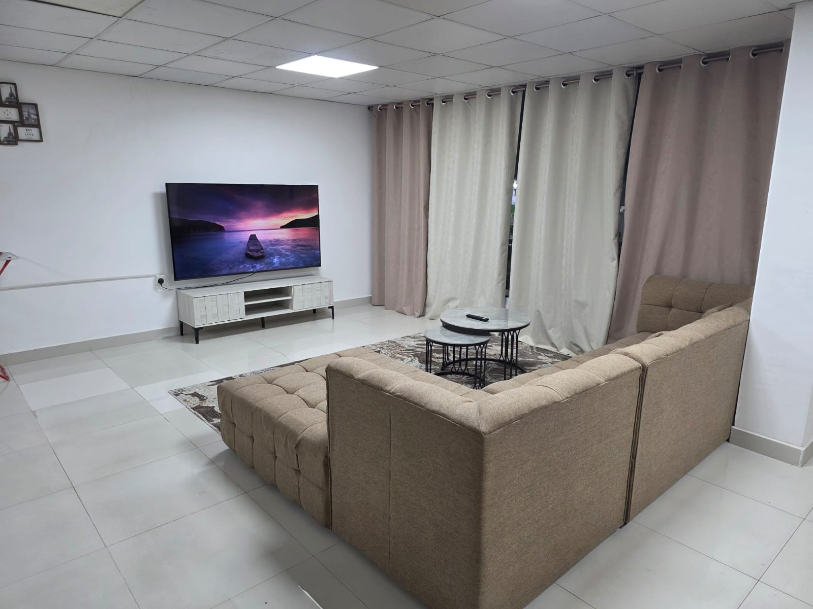 scaled_1000208638 استوديو بالمويهات 2 مساحه كبيره جدا