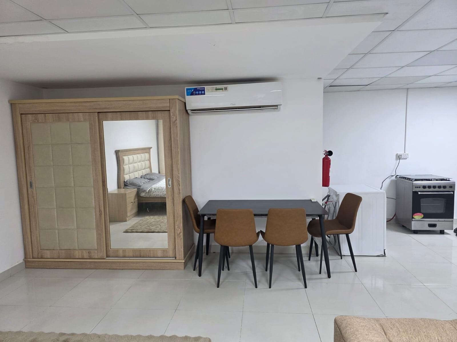 scaled_1000208639 استوديو بالمويهات 2 مساحه كبيره جدا