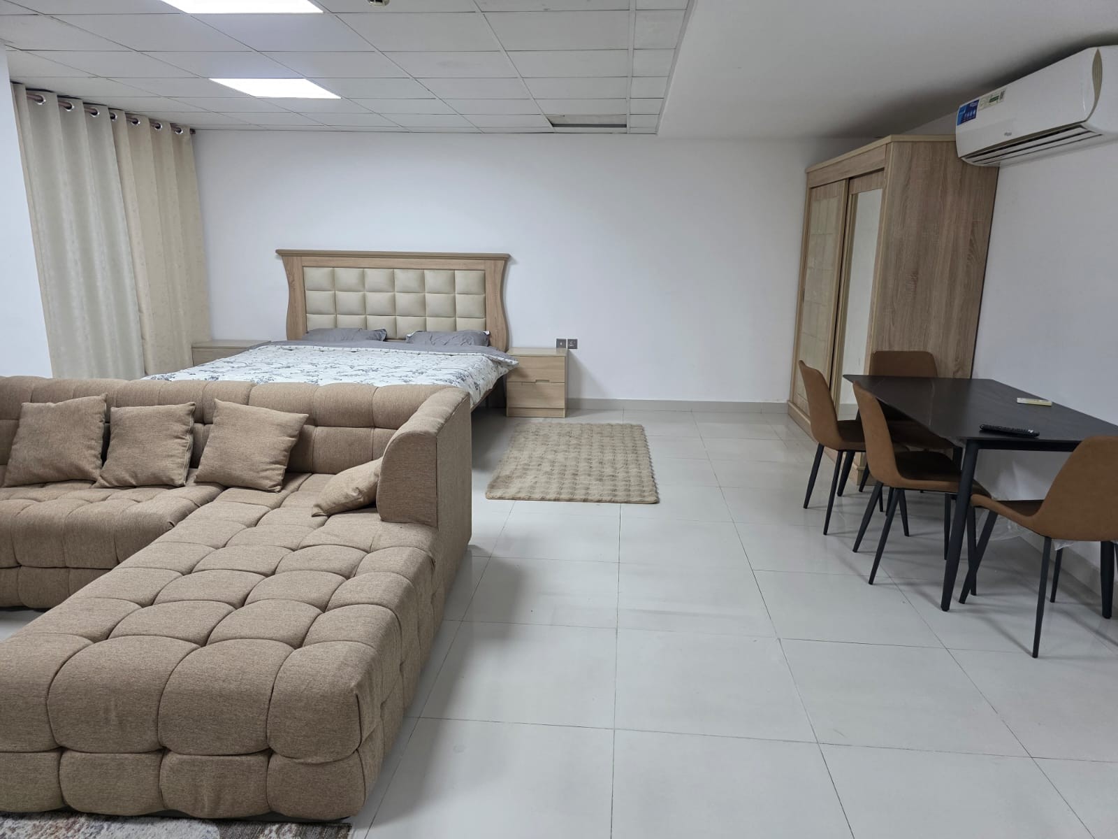 scaled_1000208644 استوديو بالمويهات 2 مساحه كبيره جدا