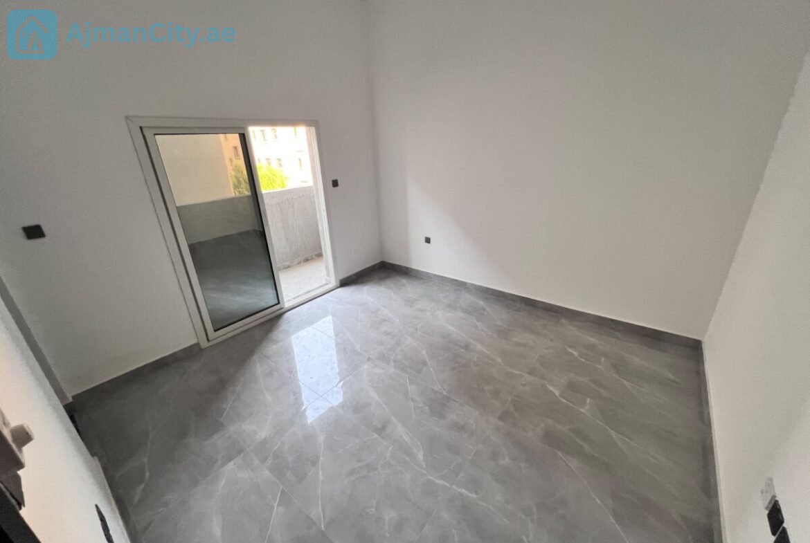 First resident in Al-Aliyah, spacious room and lounge, master room, balcony, free maintenance