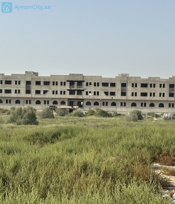 للبيع ارض بالجرف الصناعية 2 -عجمان