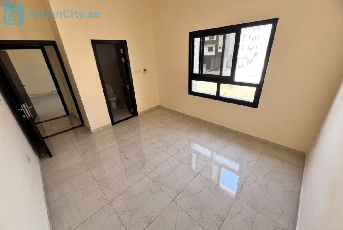 فرصة مميزة للسكن في موقع راقٍ بالقرب من البيت المتوحد، مع تشطيبات حديثة ومساحات مريحة للعائلات.