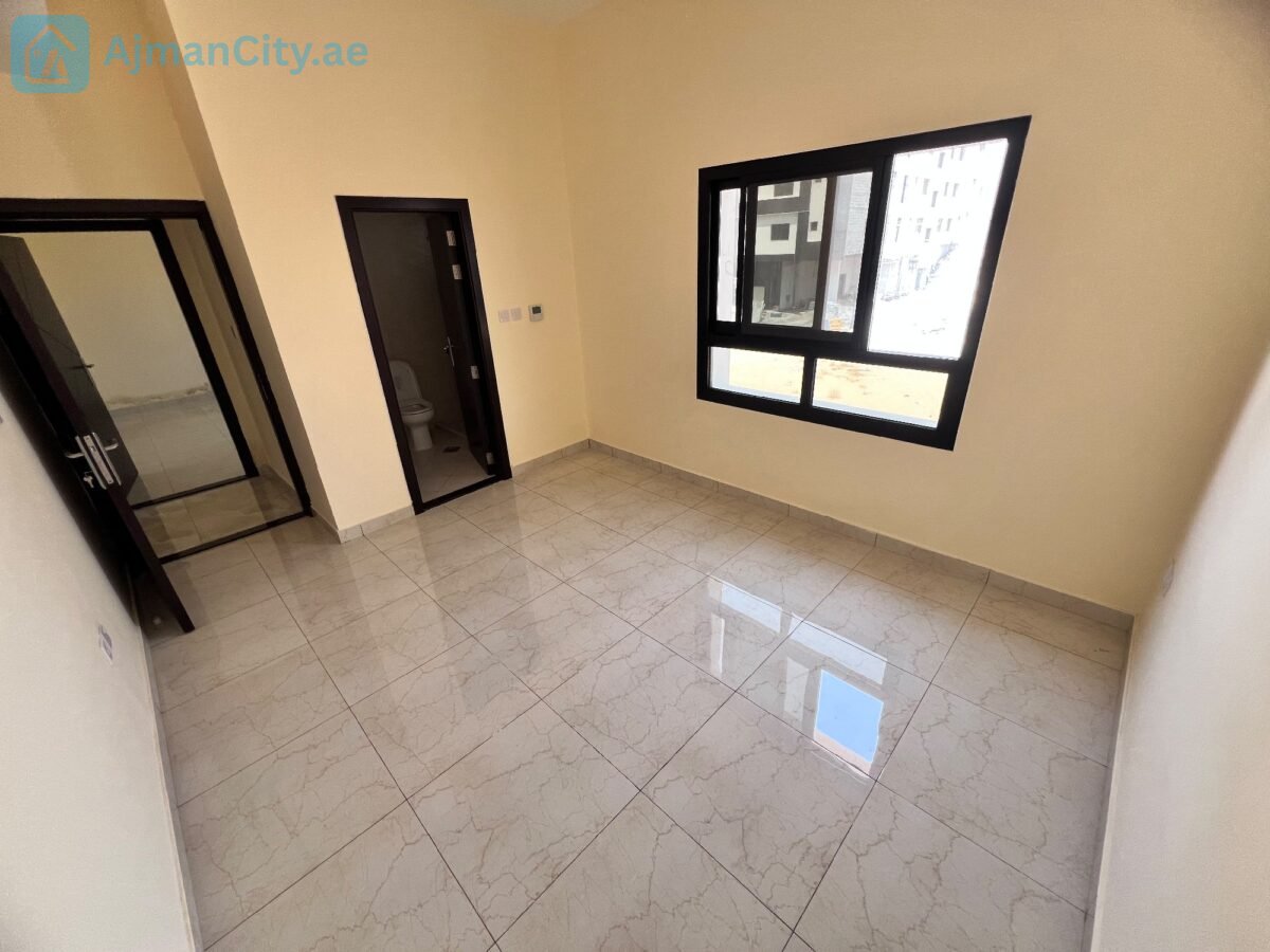 فرصة مميزة للسكن في موقع راقٍ بالقرب من البيت المتوحد، مع تشطيبات حديثة ومساحات مريحة للعائلات.