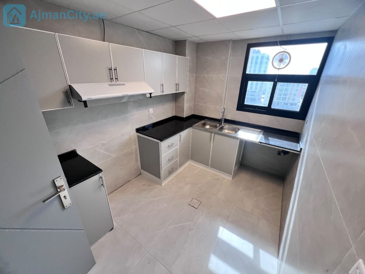 شقة غرفتين وصالة للايجار في الجرف 3 عجمان