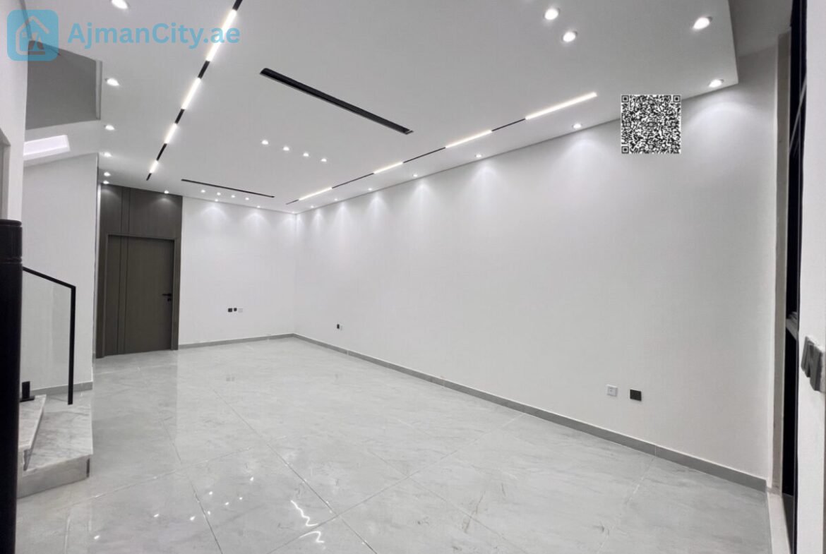 Townhouse for Sale – Al Helio Center 🏡 5 Master Bedrooms📐 Land Area: 1,722 sq ft 🏗️ Built-up Area: 3,400 sq ft🏠 Ground + First + Roof 🛋️ Majlis + Living Room + Kitchen🚗 Indoor Parking 🌅 Front Roof + Rear Roof🌿 Large Balcony off Master Bedroom 👔 Wardrobes💰 Price: AED 1,375,000 (Inclusive of Fees)Slightly Negotiable ✅ Full Commission by Seller