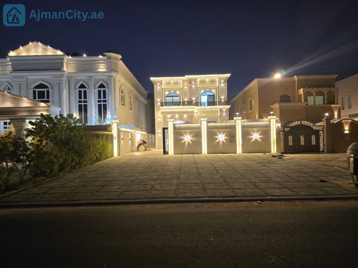 فيلا فاخرة للبيع في منطقة المويهات فيلا فاخرة للبيع في منطقة المويهات
