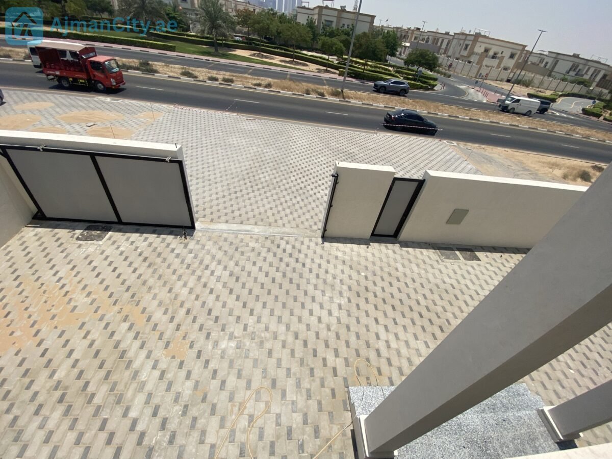 فيلا راقيه لمواطني عجمان فقط في الرقايب