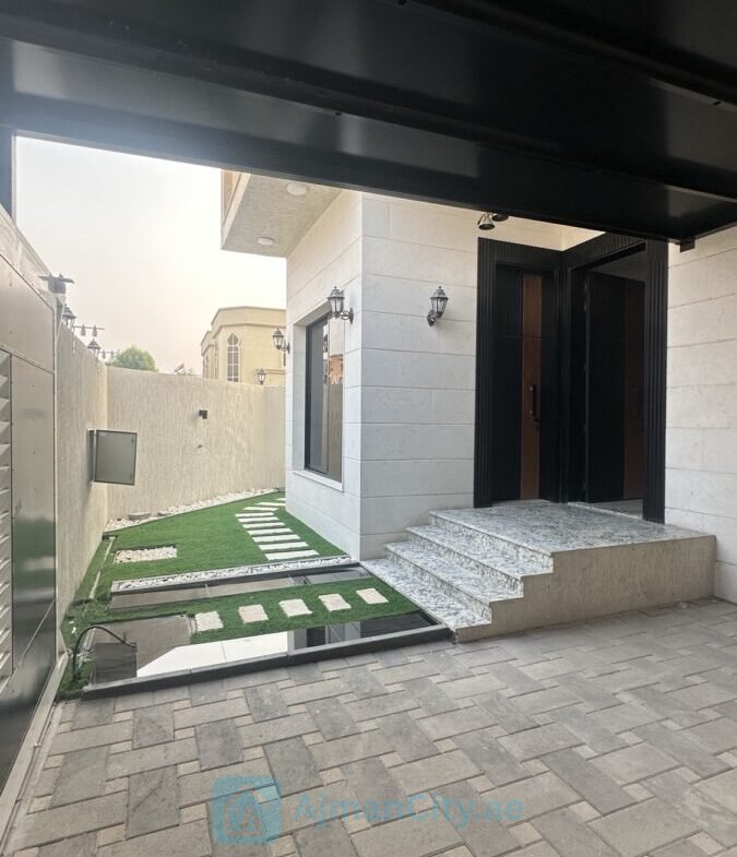 للبيع فيلا جديدة زاوية منطقة المويهات 2 – عجمان