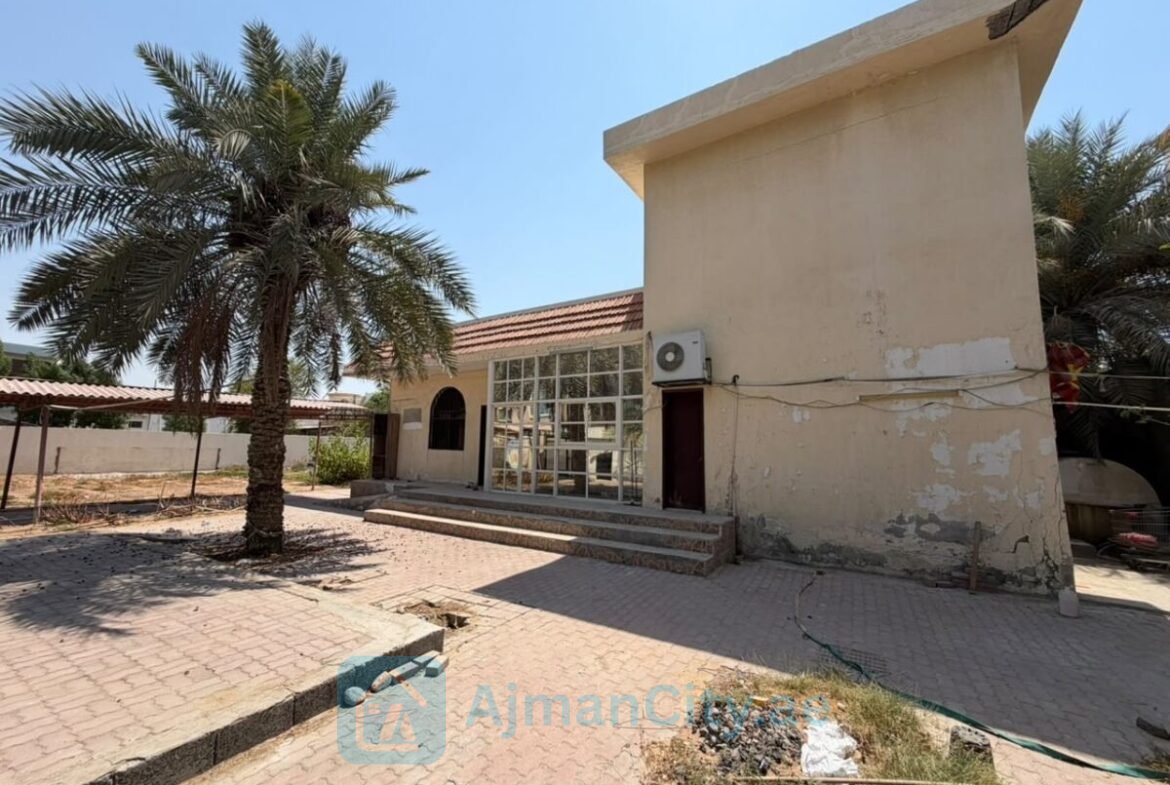 للإيجار بيت عربي تجاري في عجمان الروضة 3