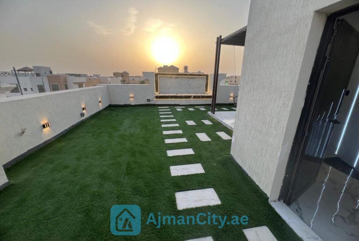 ✨ فيلا للبيع في الزاهية – تصميم عصري وموقع مميز📍 فيلا أرضي + أول + روف مفتوح📐 مساحة الأرض: 3014 قدم²🏗️ مساحة البناء: 3300 قدم²🏡 تفاصيل الفيلا:🔹 الطابق