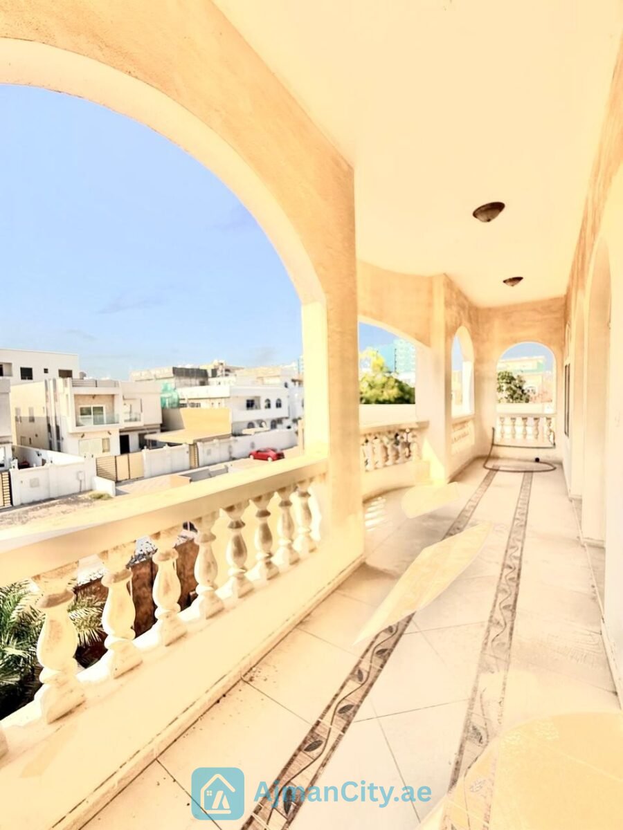 فيلا للبيع زاويه بموقع مميز جدا بالروضة 2 فيلا للبيع زاويه بموقع مميز جدا بالروضة 2