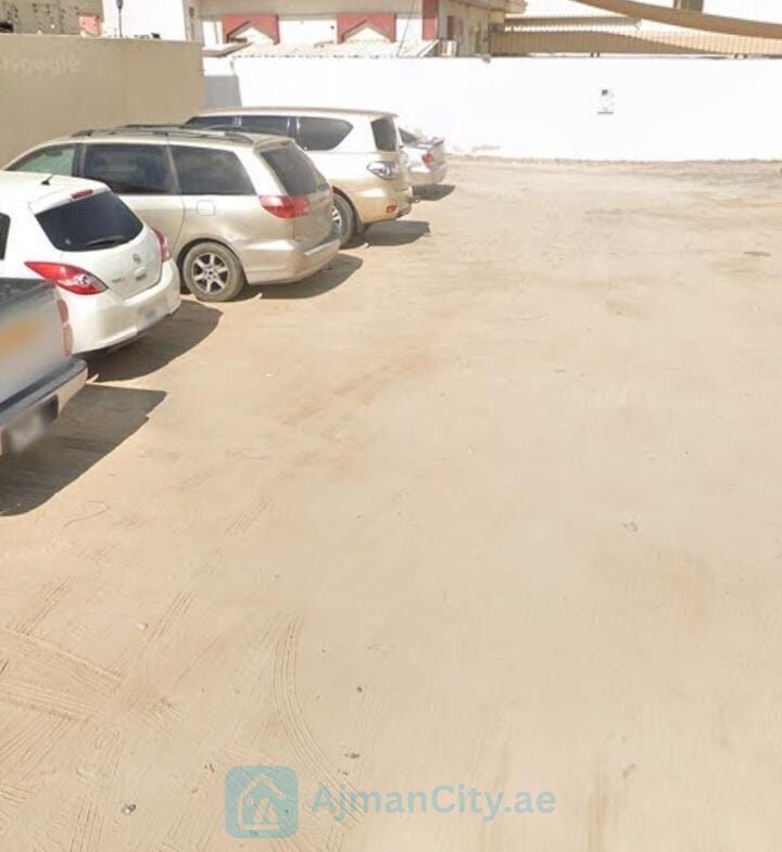 for investment commerical plot in the main road
