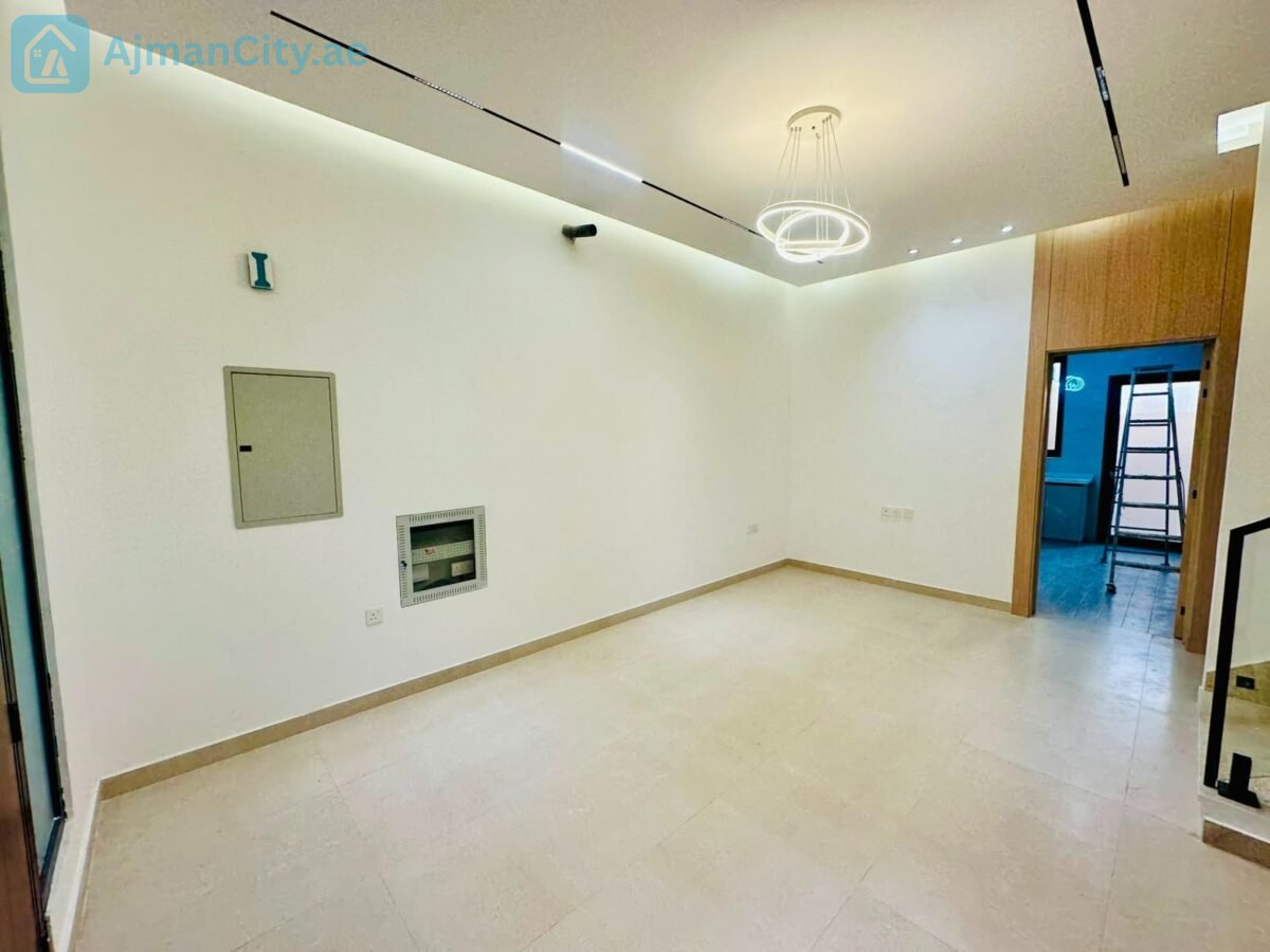 Villa for sale, freehold, open to all nationalities, at a special price. Villa for sale, freehold, open to all nationalities, at a special price.