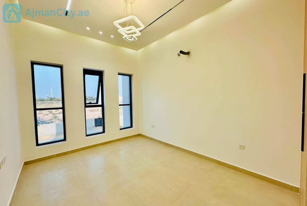 Villa for sale, freehold, open to all nationalities, at a special price.