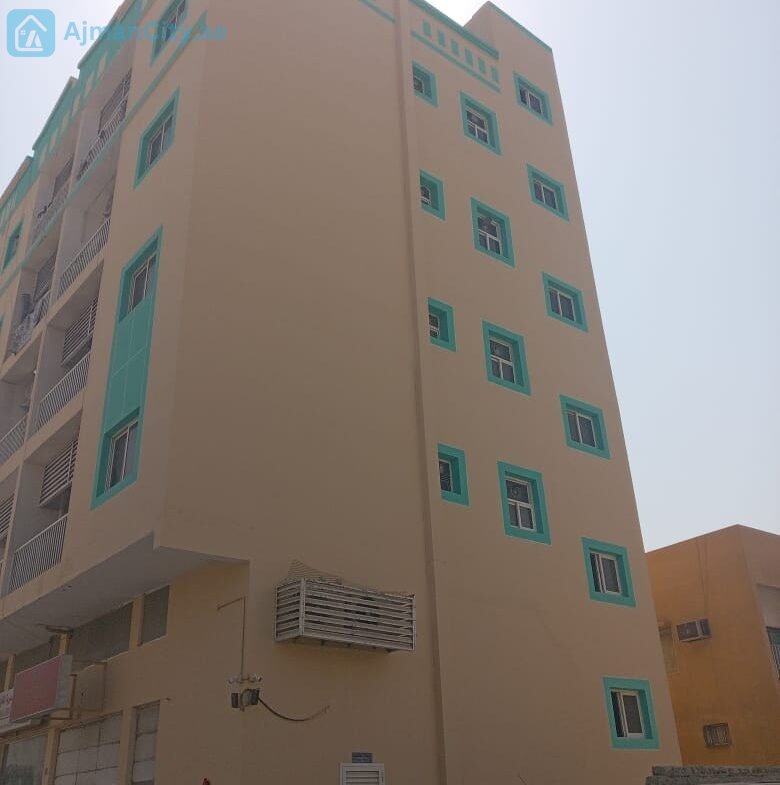 بناية استثمارية للبيع في ليوارة 1 – زاوية شارعين – دخل سنوي 310 ألف درهم. Investment Building for Sale in Liwara 1 – Corner Plot on Two Streets – Annual Income AED 310,000