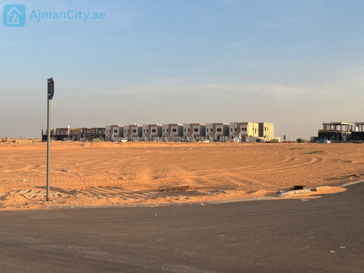 أرض زاوية للبيع في بساتين السرة أم القيوين | 180م² شامل رسوم التسجيل والتملك.Corner Plot for Sale in Al Bustan Al Serra, Umm Al Quwain | 180 m² | AED 370,000 Including Registration & Ownership Fees