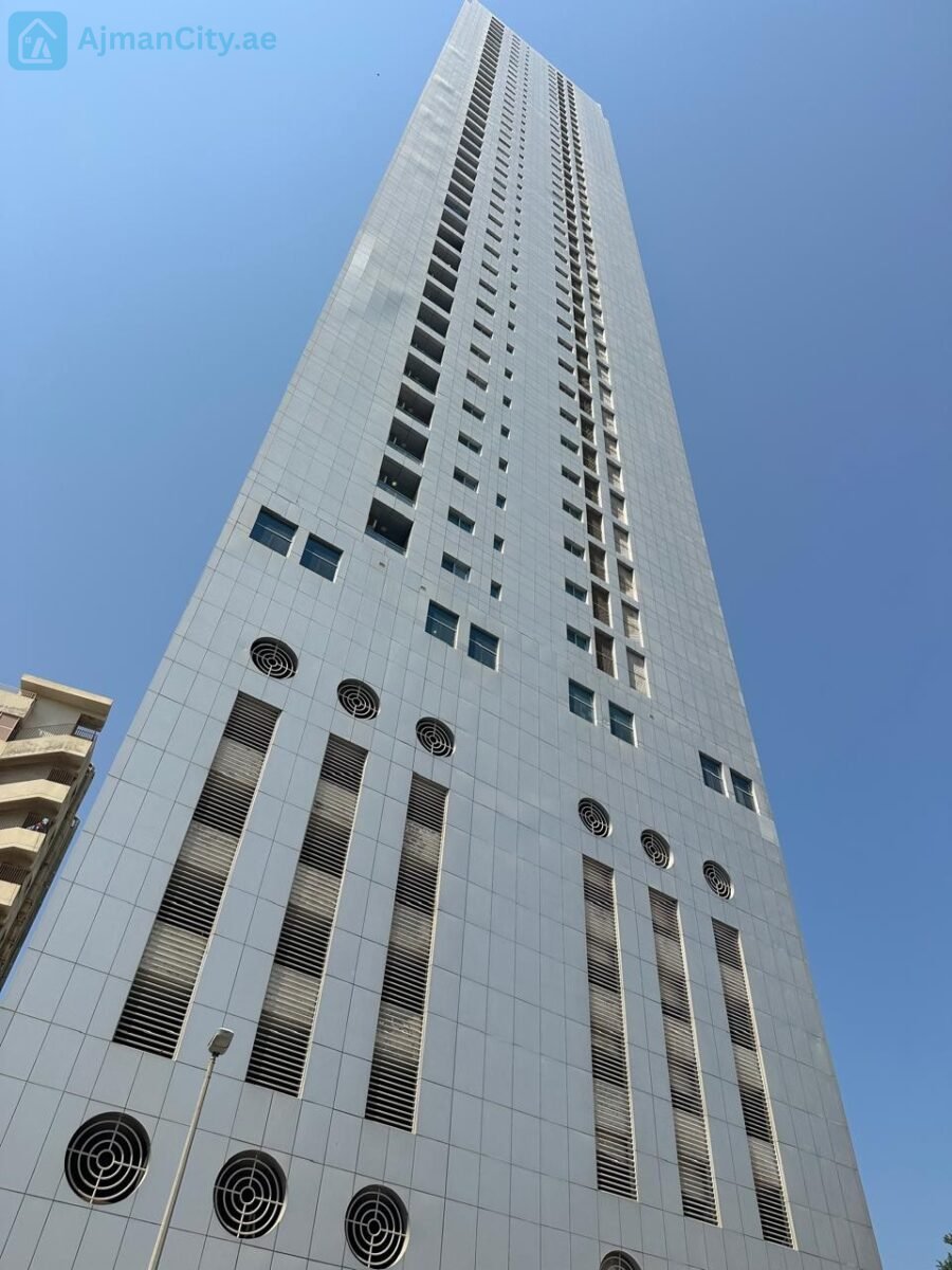 Corner Plot for Sale in Al Nakhil, Ajman, Located on Two Streets, 3,703 Sq. Ft., G+4 Permit Corner Plot for Sale in Al Nakhil, Ajman, Located on Two Streets, 3,703 Sq. Ft., G+4 Permit, Prime Location and Excellent Investment Opportunity, AED 4.2 Million.أرض زاوية على شارعين للبيع في النخيل عجمان مساحة 3703 قدم مربع تصريح أرضي و4 طوابق موقع مميز وفرصة استثمارية بسعر 4.2 مليون درهم