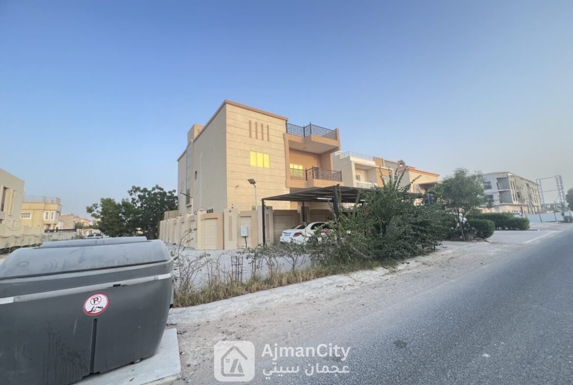فيلا للبيع بالمويهات 3 بسعر مميز كورنر زاويه شارعين